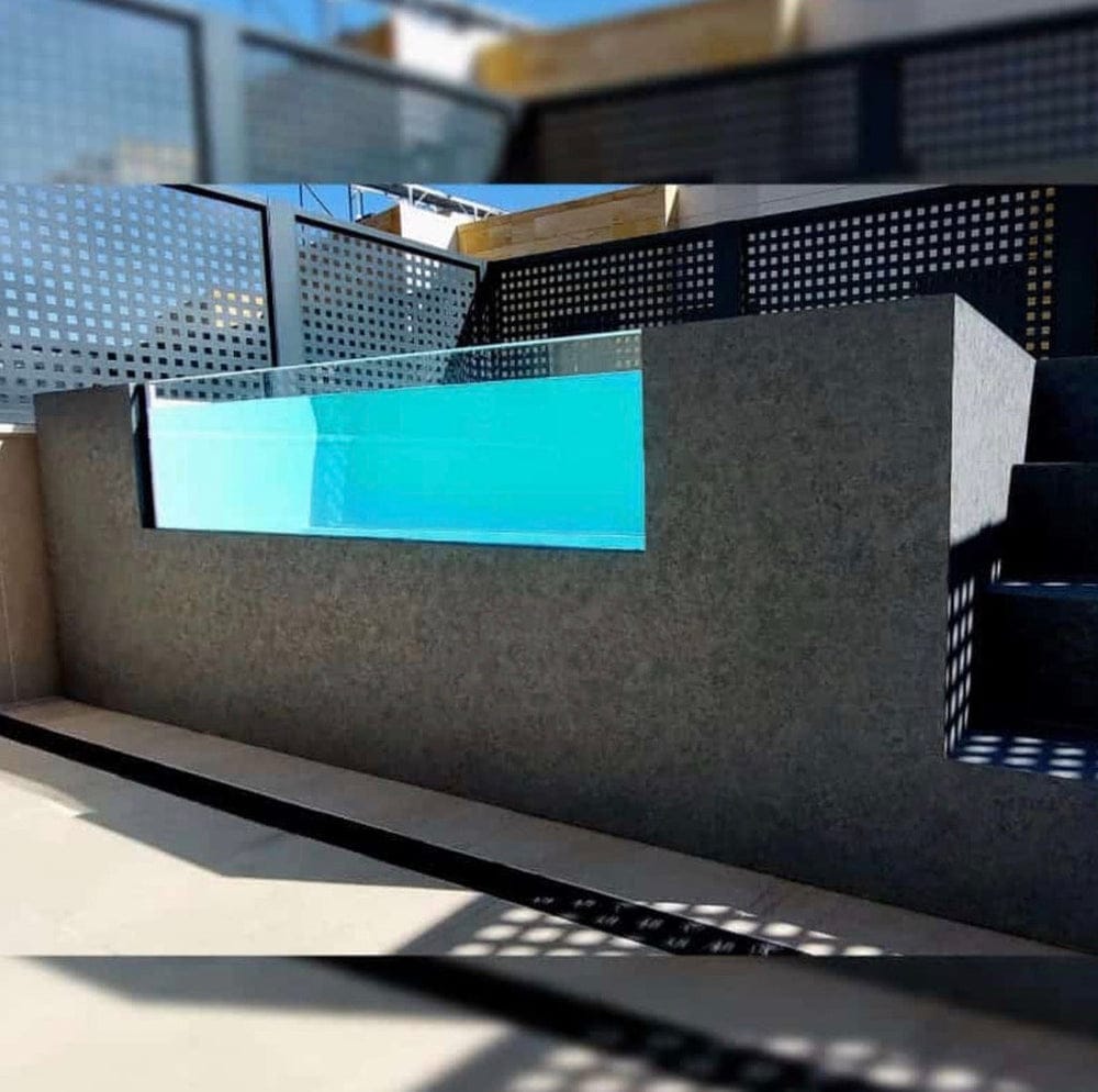 Piscine Conteneur Élevée avec Terrasse Intégrée